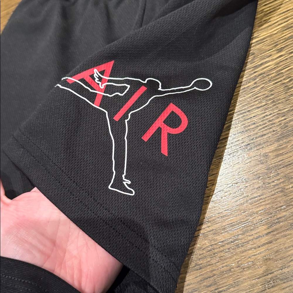 Nike Shorts - Picture 2 of 3